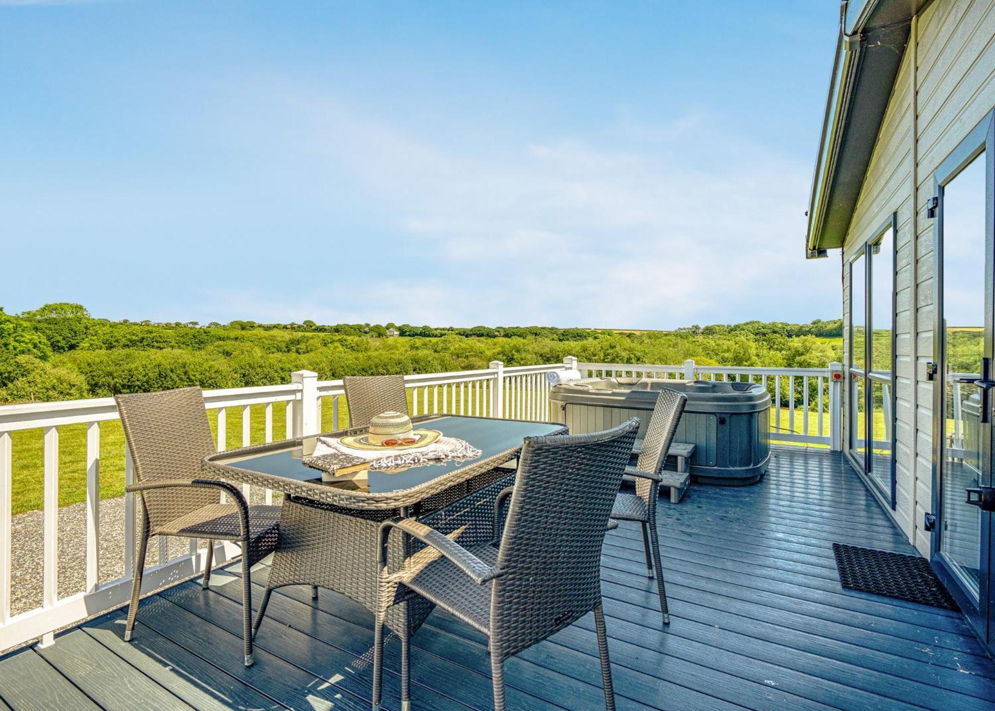 Meadow Lakes Holiday park St Austell